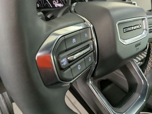 Certified 2025 GMC Acadia Denali w/ Super Cruise Package AWD/4WD image 25