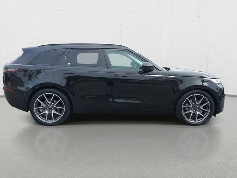 Used 2022 Land Rover Range Rover Velar S AWD/4WD image 4