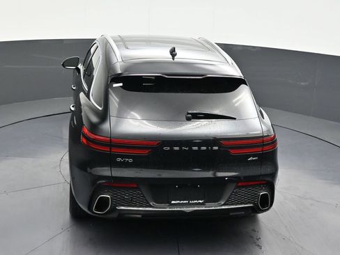 Used 2022 Genesis GV70 2.5T w/ Advanced Package image 19