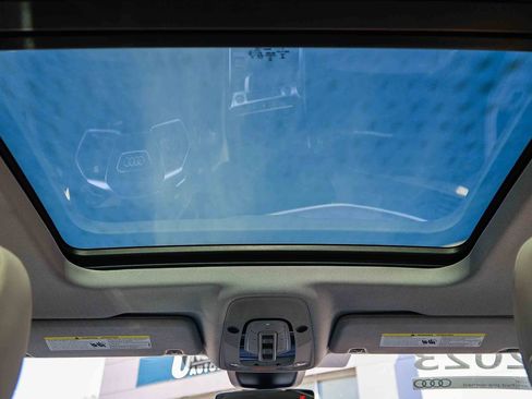 Certified 2023 Audi e-tron Premium w/ Convenience Plus Package image 18