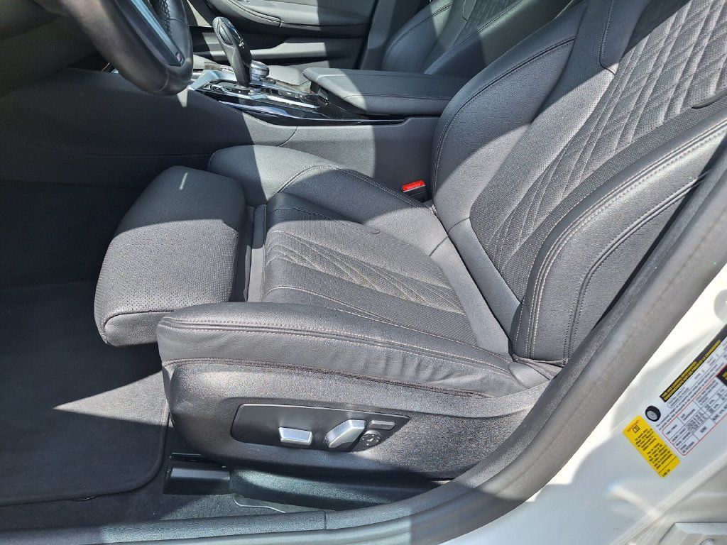 Used 2021 BMW 530i w/ M Sport Package RWD image 28
