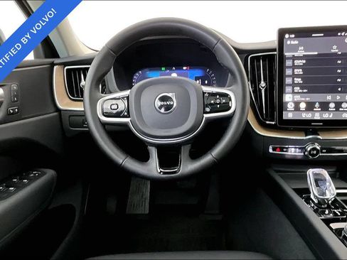 Used 2026 Volvo XC60 B5 Plus AWD/4WD image 6
