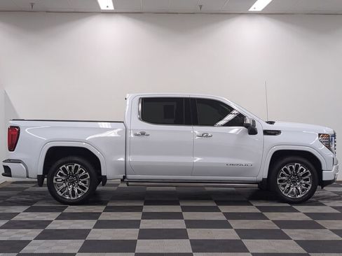 Used 2026 GMC Sierra 1500 Denali Ultimate AWD/4WD image 8