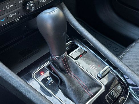 Used 2023 Jeep Compass Trailhawk w/ Trailhawk Elite Group image 24