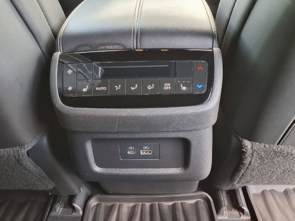 Used 2025 INFINITI QX60 Luxe AWD/4WD image 17