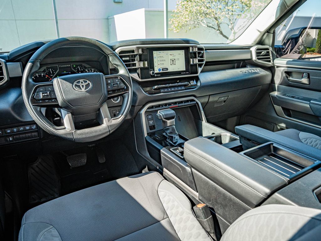 Used 2024 Toyota Tundra SR5 w/ SR5 Convenience Package AWD/4WD image 28