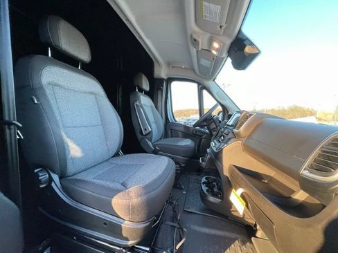 New 2026 RAM ProMaster 2500 w/ Quick Order Package 22G SLT FWD image 24