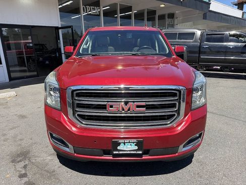 Used 2015 GMC Yukon XL SLT w/ Open Road Package AWD/4WD image 14