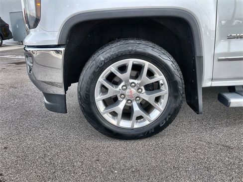 Used 2018 GMC Sierra 1500 SLT w/ SLT Premium Package image 8