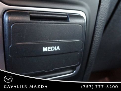 Used 2026 Jeep Gladiator Rubicon AWD/4WD image 36