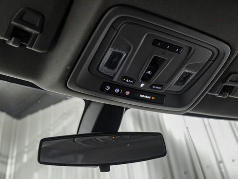 Used 2021 Chevrolet Silverado 1500 LT Trail Boss w/ Convenience Package II image 22