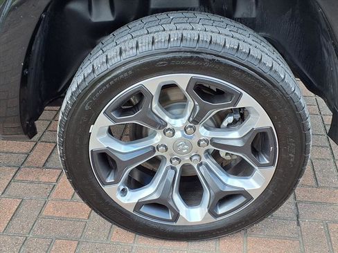 Used 2020 RAM 1500 Limited image 9