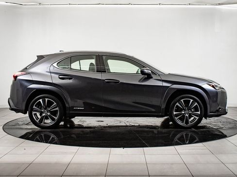 Used 2022 Lexus UX 250h w/ Premium Package image 11