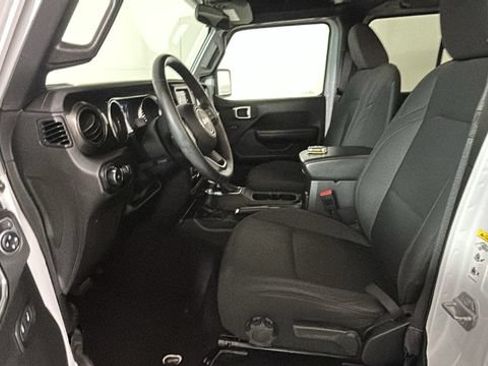 Used 2019 Jeep Wrangler Unlimited Sport AWD/4WD image 9