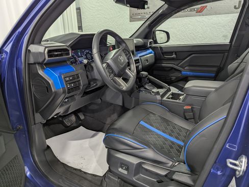 Used 2024 Toyota Tacoma TRD Off-Road AWD/4WD image 15