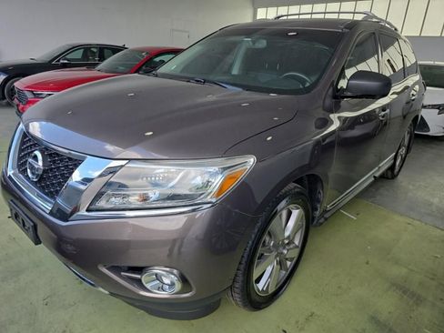 Used 2016 Nissan Pathfinder Platinum AWD/4WD image 1