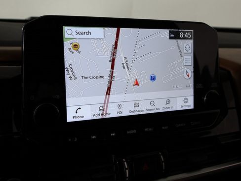 Used 2024 Nissan Pathfinder Platinum image 7