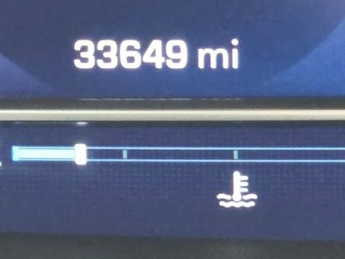 Used 2024 Chevrolet Silverado 2500 High Country image 9