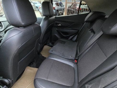 Used 2019 Buick Encore Sport Touring image 22