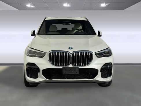 Certified 2022 BMW X5 xDrive40i w/ M Sport Package image 5