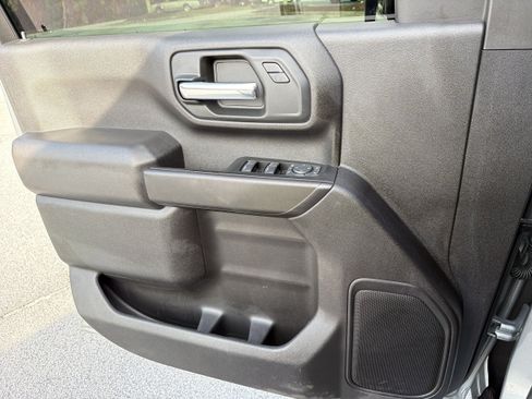 Used 2025 Chevrolet Silverado 2500 Custom w/ Custom Value Package AWD/4WD image 18