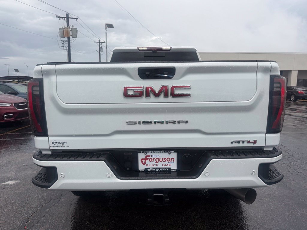 Used 2025 GMC Sierra 2500 AT4 w/ AT4 Premium Plus Package AWD/4WD image 17