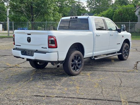 Used 2023 RAM 2500 Laramie w/ Night Edition AWD/4WD image 4