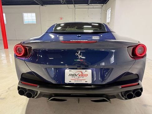 Used 2019 Ferrari Portofino image 23