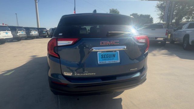 Certified 2024 GMC Terrain SLE AWD/4WD image 7