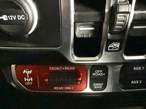 Used 2021 Jeep Wrangler Unlimited Rubicon AWD/4WD image 43