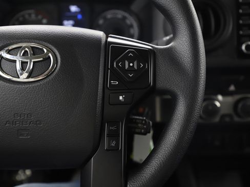 Used 2022 Toyota Tacoma SR image 26