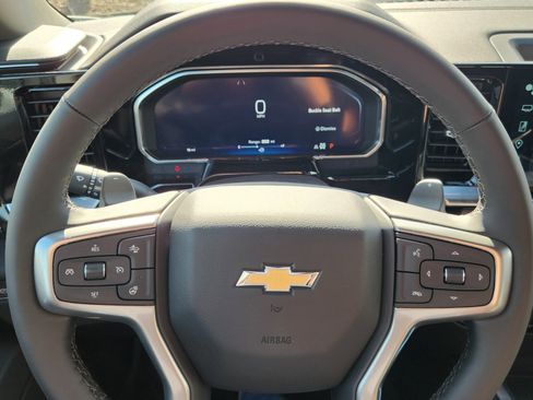 New 2026 Chevrolet Silverado 1500 LT w/ Z71 Off-Road Package image 15