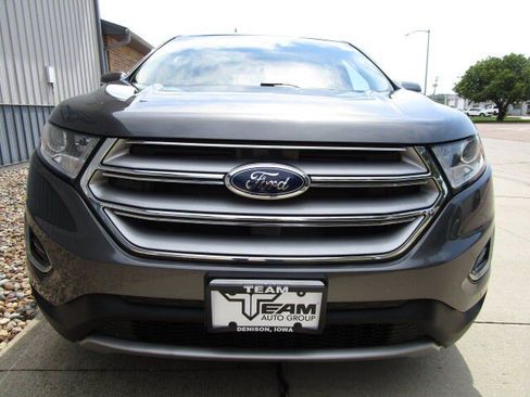 Used 2017 Ford Edge SEL w/ Equipment Group 201A AWD/4WD image 2