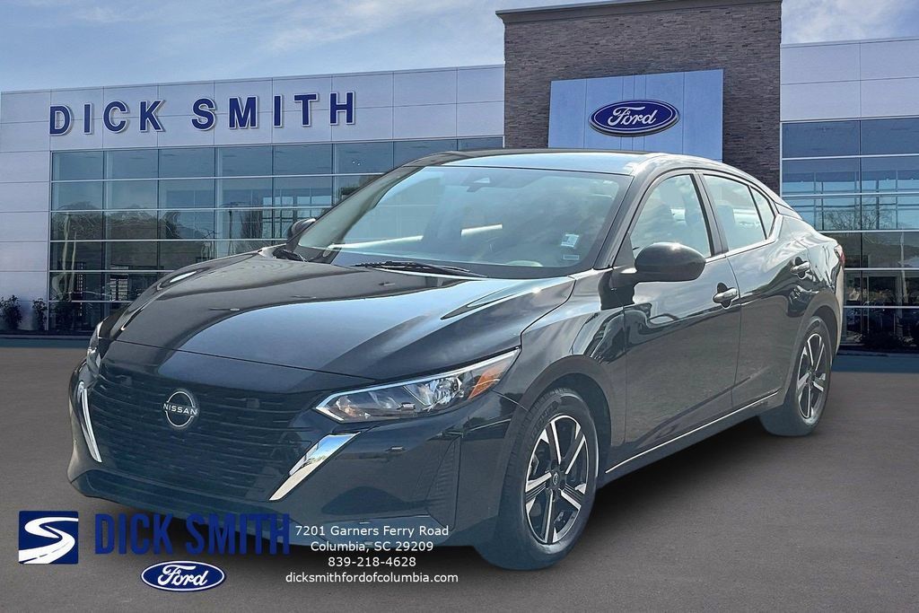 Used 2025 Nissan Sentra SV FWD image 1