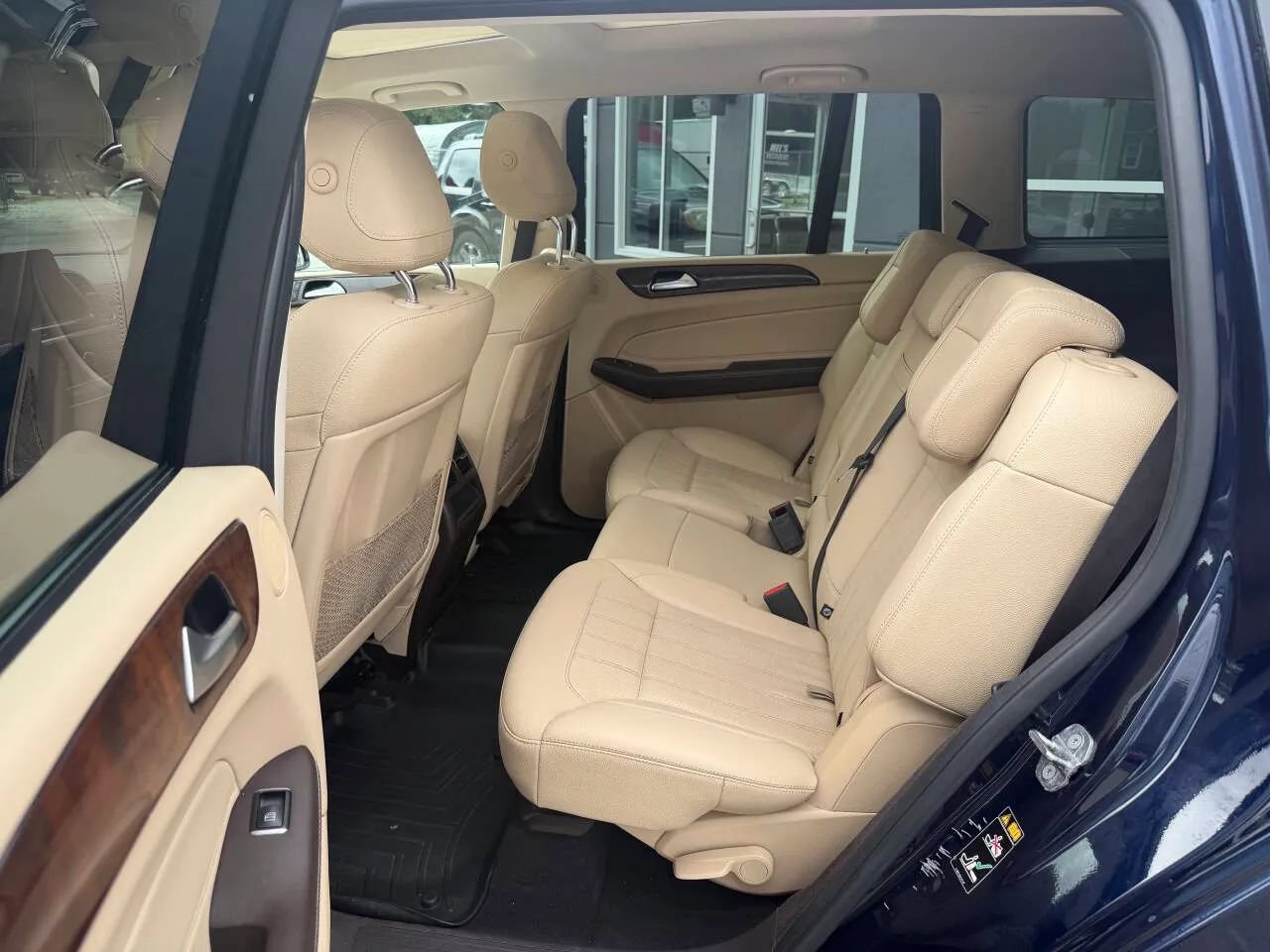 Used 2019 Mercedes-Benz GLS 450 4MATIC image 11