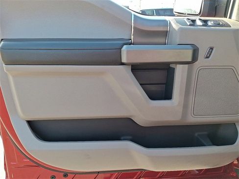 Used 2016 Ford F150 XLT w/ Equipment Group 302A Luxury image 12