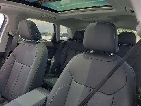 New 2026 Audi Q3 quattro 2.0T AWD/4WD image 16