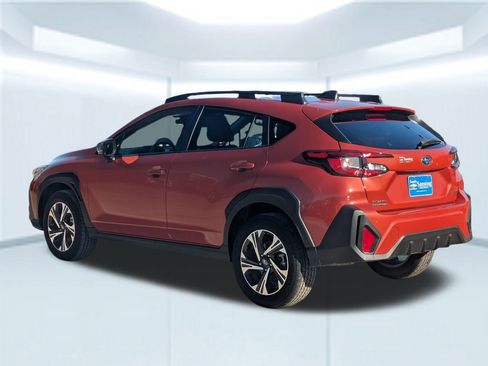 Used 2024 Subaru Crosstrek 2.0i Premium image 4