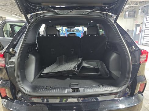 Used 2023 Ford Escape ST-Line w/ Tech Pack #1 AWD/4WD image 14