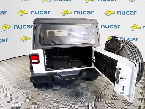 Used 2022 Jeep Wrangler Unlimited Sport AWD/4WD image 25