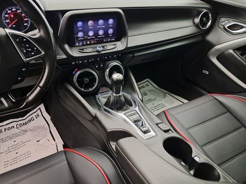 Used 2022 Chevrolet Camaro LT w/ RS Package image 17