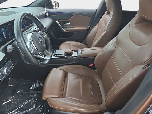Used 2022 Mercedes-Benz CLA 250 image 17