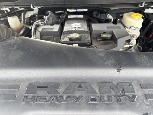 Used 2023 RAM 2500 Laramie w/ Night Edition AWD/4WD image 34