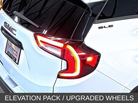 Used 2024 GMC Terrain SLE w/ Elevation Edition FWD image 14