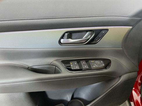 Used 2025 Nissan Murano SL image 16