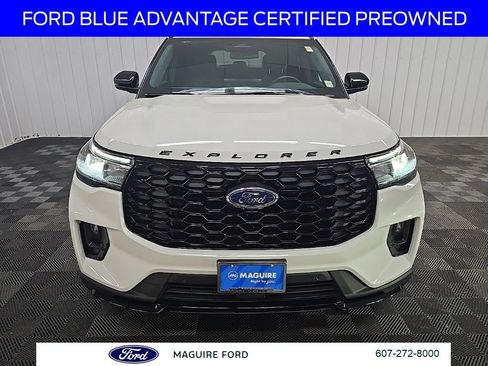Used 2025 Ford Explorer ST-Line w/ Premium Package AWD/4WD image 11