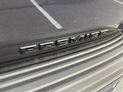 Used 2026 Chevrolet Suburban Premier image 10