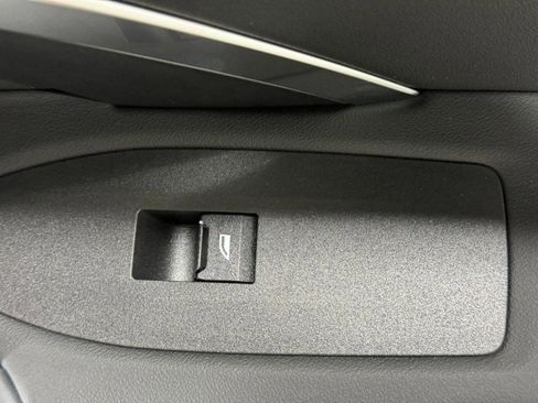 Used 2026 BMW X1 xDrive28i w/ Technology Package image 21