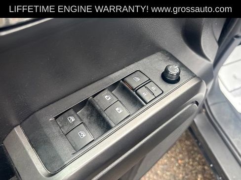 Used 2022 Toyota Tacoma TRD Sport AWD/4WD image 14