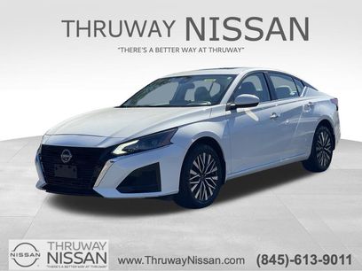 Certified 2023 Nissan Altima 2.5 SV